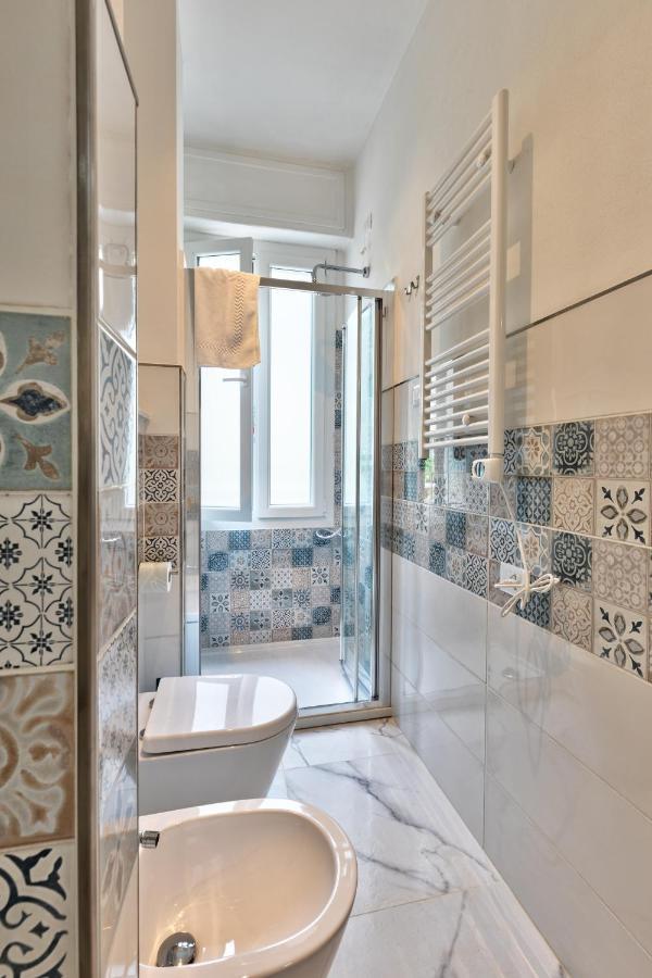 Sofia Holiday Hotell Riomaggiore Exteriör bild